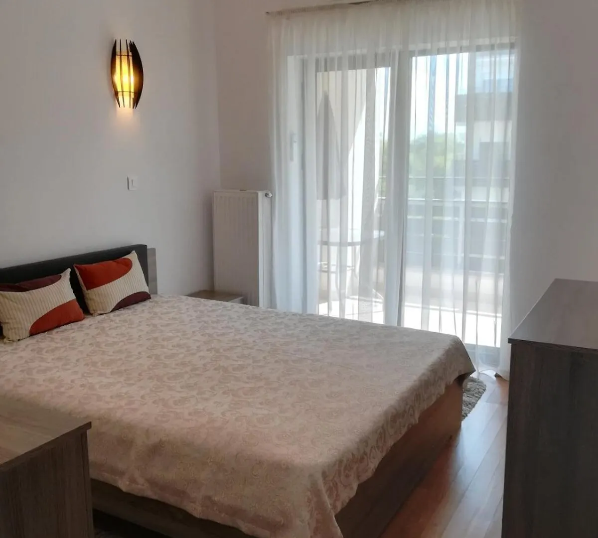 Comfortable Apt With Pool In Nature Surroundings Bucharest 0*,  Romania